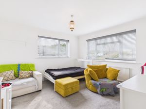 Bedroom- click for photo gallery